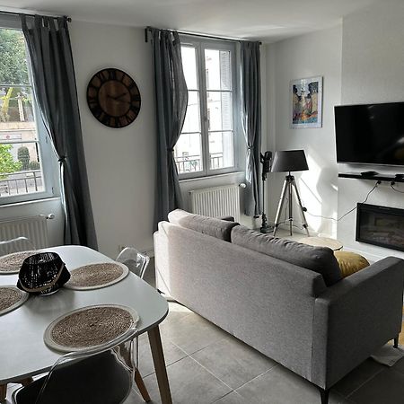Appartement Avec Terrasse Au Puy Le Puy-en-Velay Exterior foto